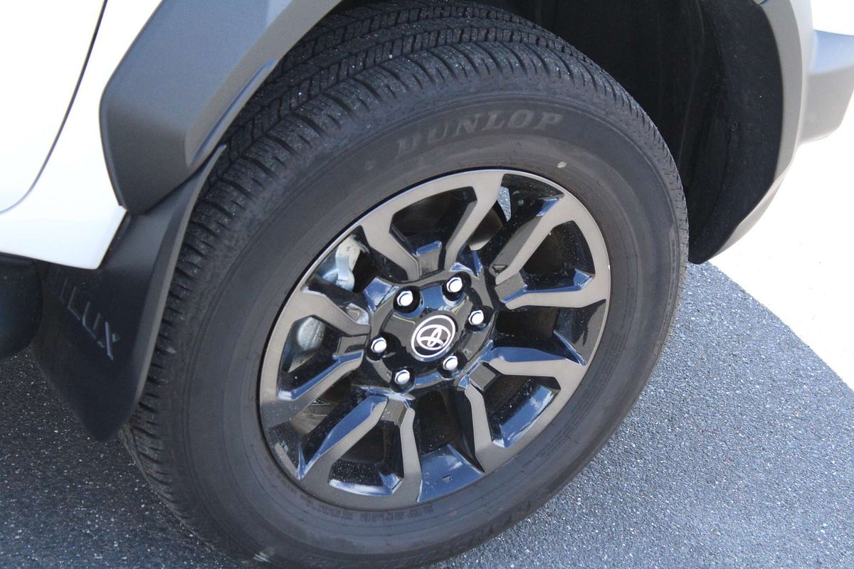 2024 Toyota Hilux Rogue 48V GUN126R 4X4