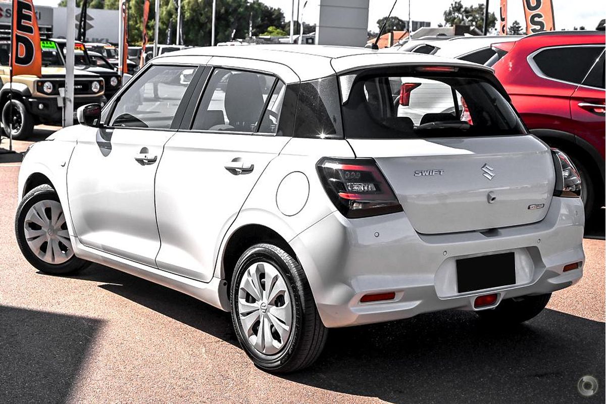 2024 Suzuki Swift Hybrid UZ