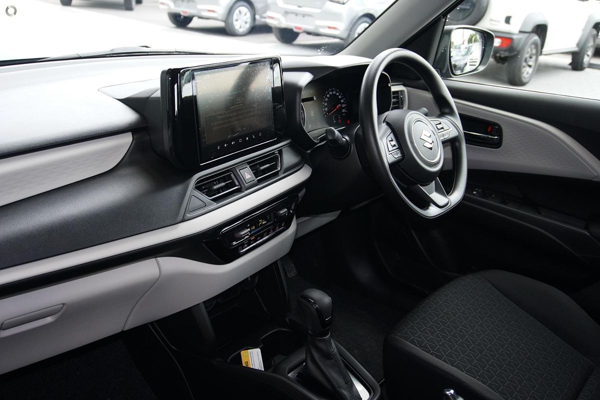 2024 Suzuki Swift Hybrid UZ