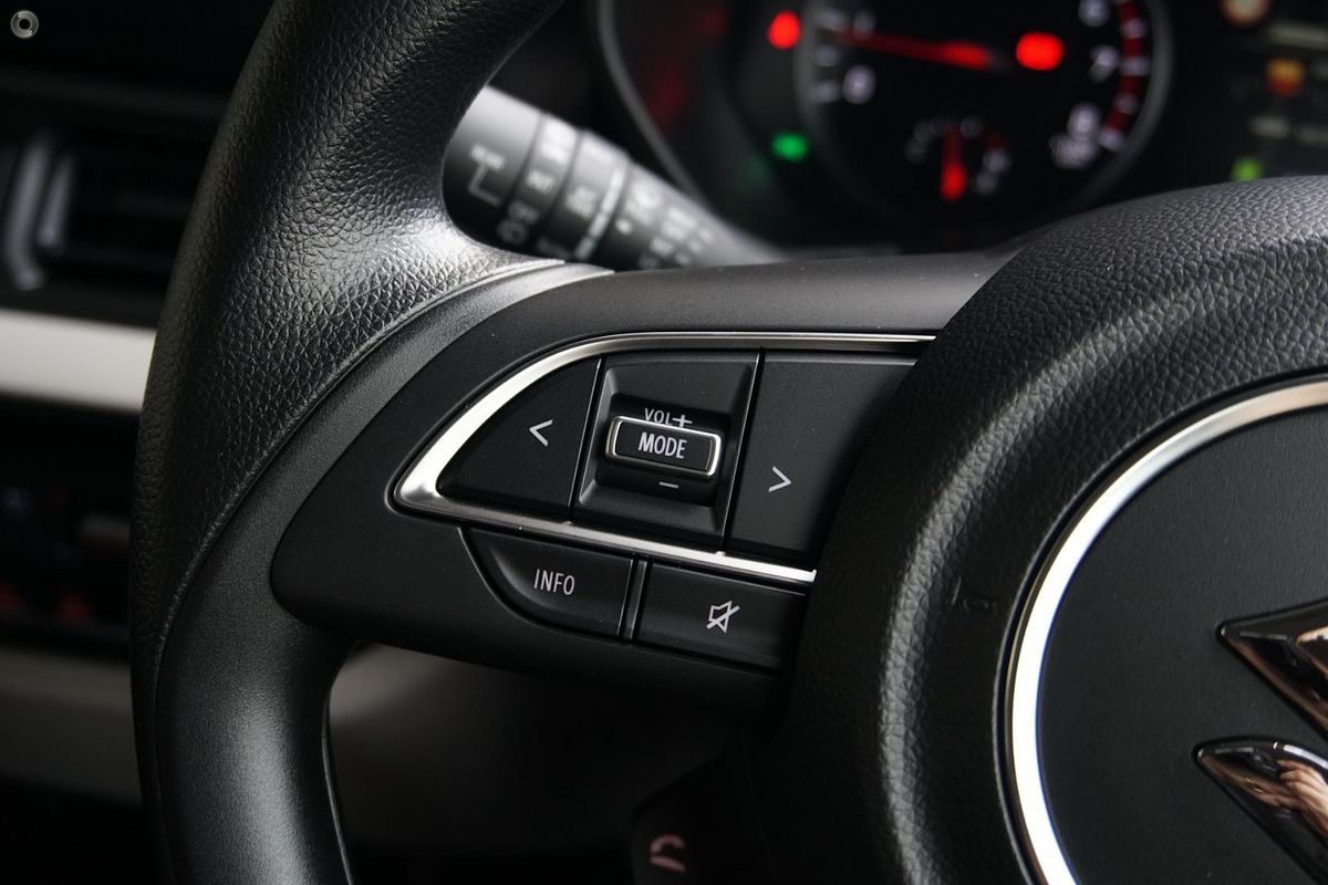 2024 Suzuki Swift Hybrid UZ