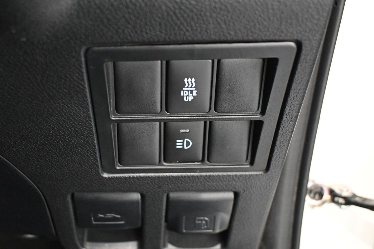 2018 Toyota Hilux Rugged X GUN126R 4X4