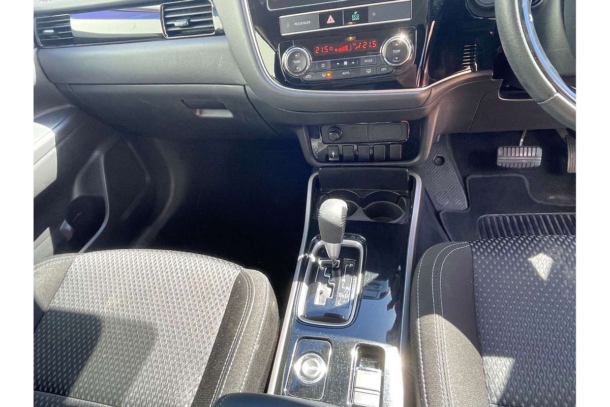 2018 Mitsubishi Outlander ES ADAS ZL