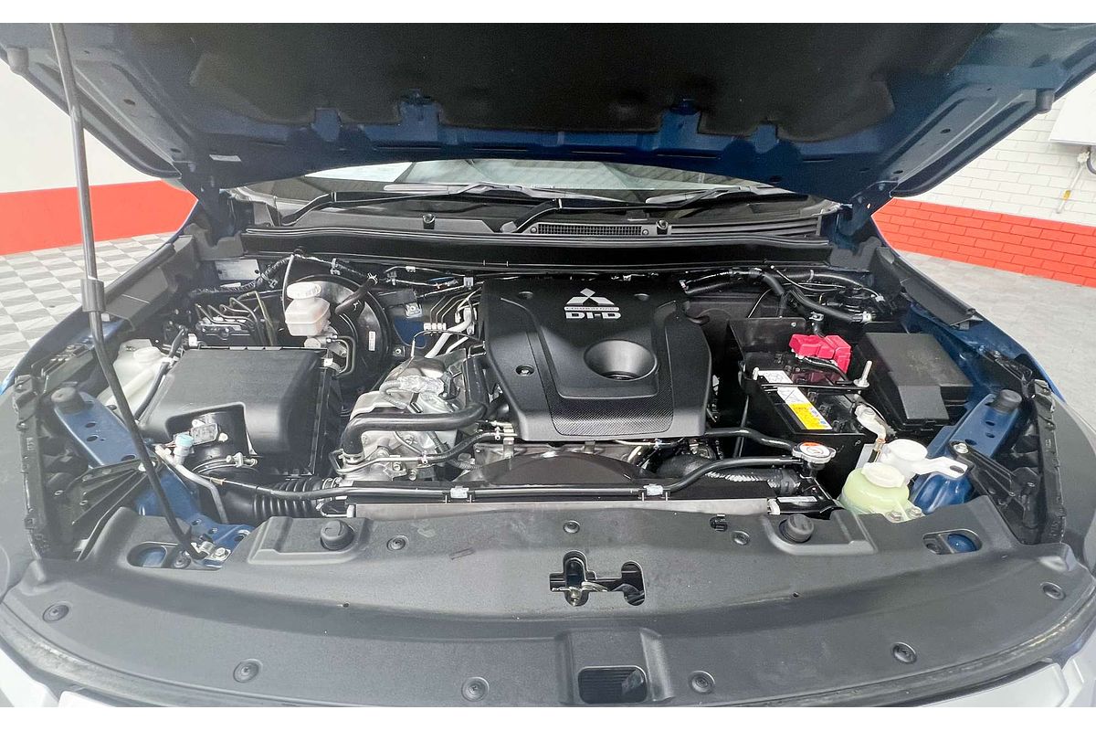 2022 Mitsubishi Triton GLS MR 4X4