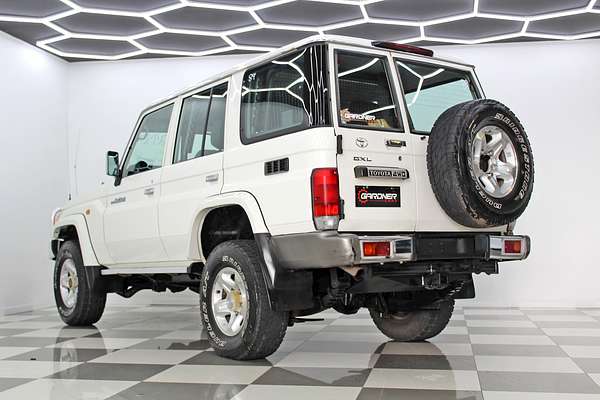 2012 Toyota Landcruiser GXL VDJ76R