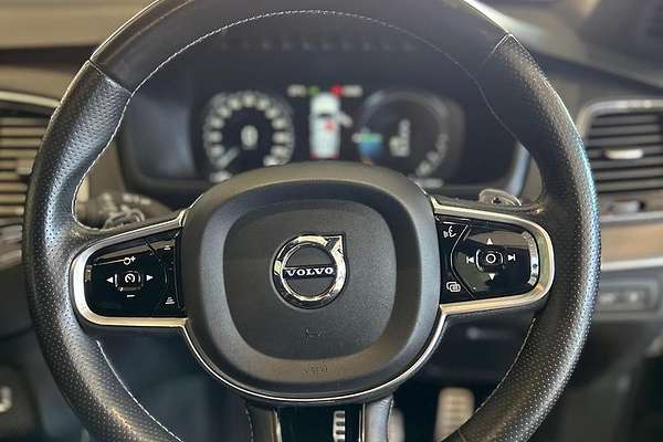 2016 Volvo XC90 T8 R-Design