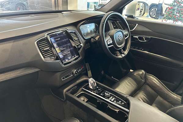 2016 Volvo XC90 T8 R-Design