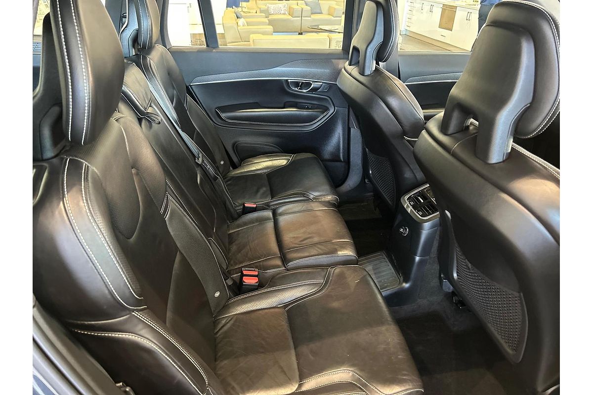 2016 Volvo XC90 T8 R-Design