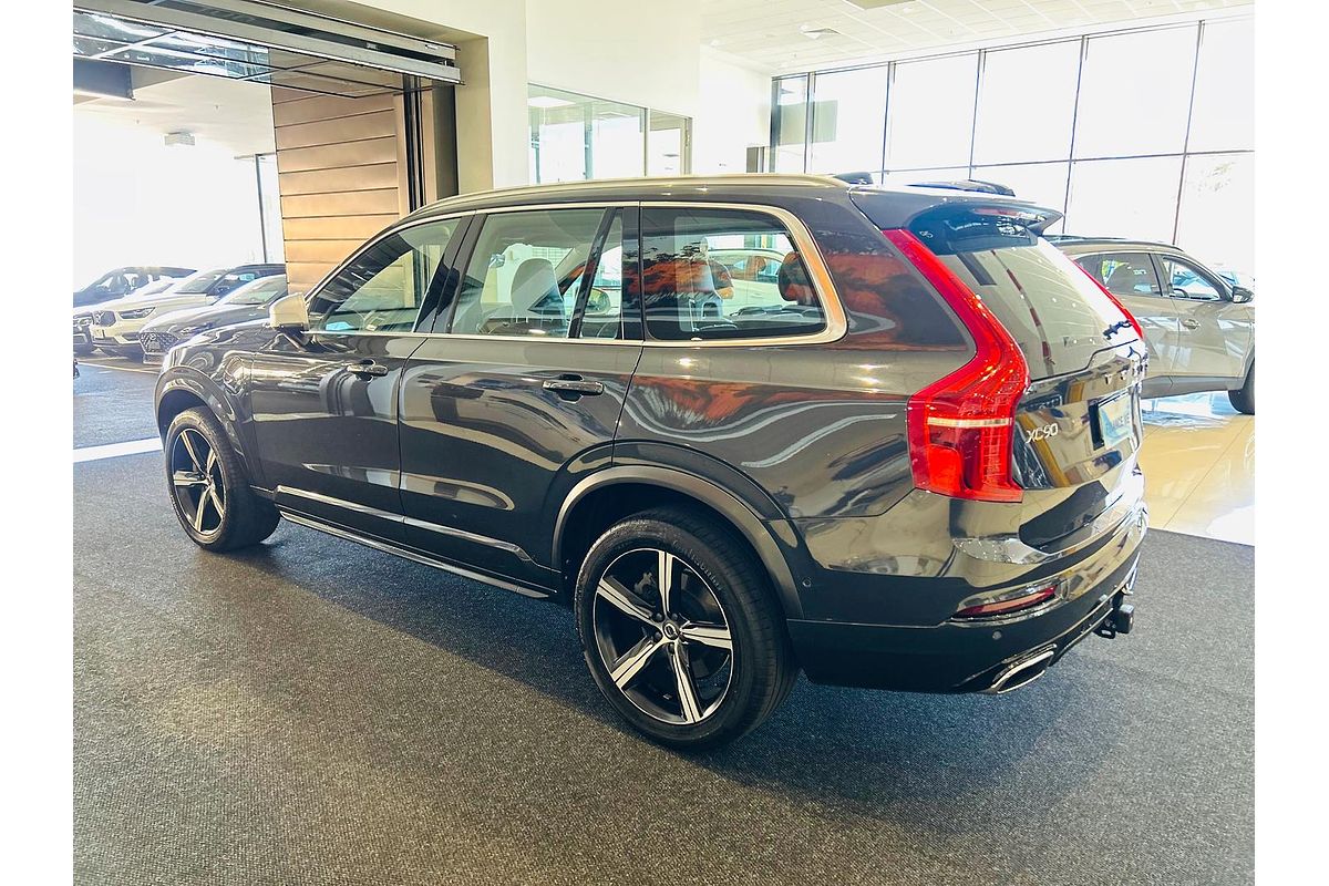 2016 Volvo XC90 T8 R-Design