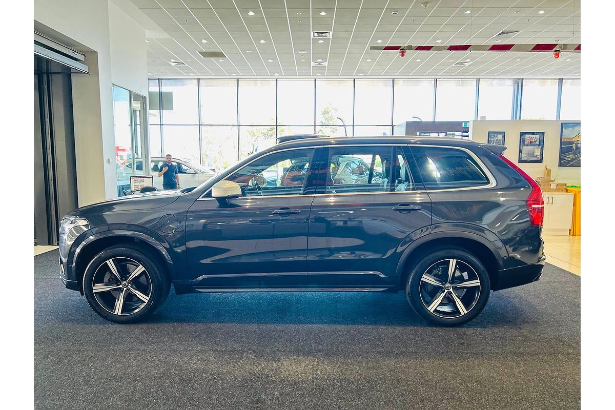 2016 Volvo XC90 T8 R-Design