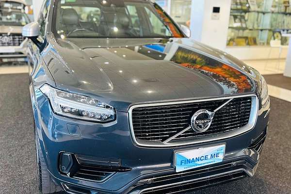 2016 Volvo XC90 T8 R-Design