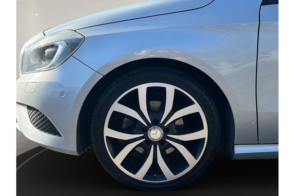 2013 Mercedes-Benz A180