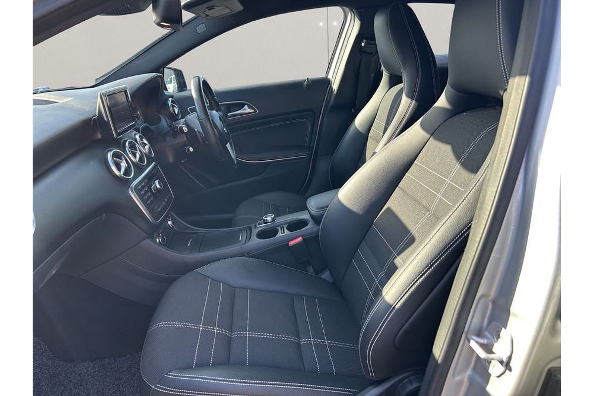 2013 Mercedes-Benz A180
