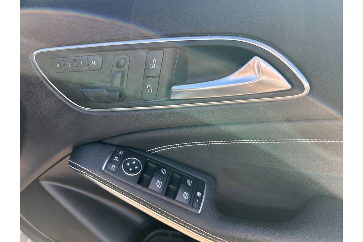 2013 Mercedes-Benz A180