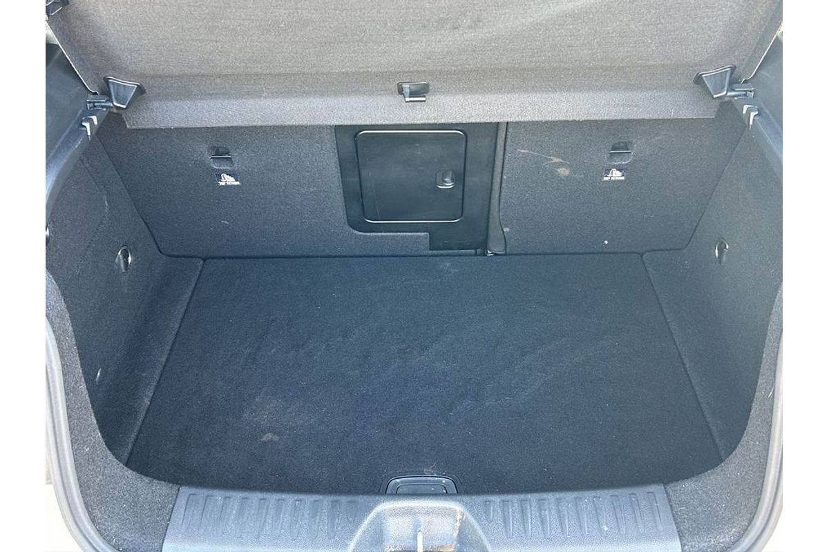 2013 Mercedes-Benz A180