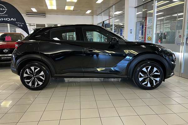 2024 Nissan JUKE ST F16