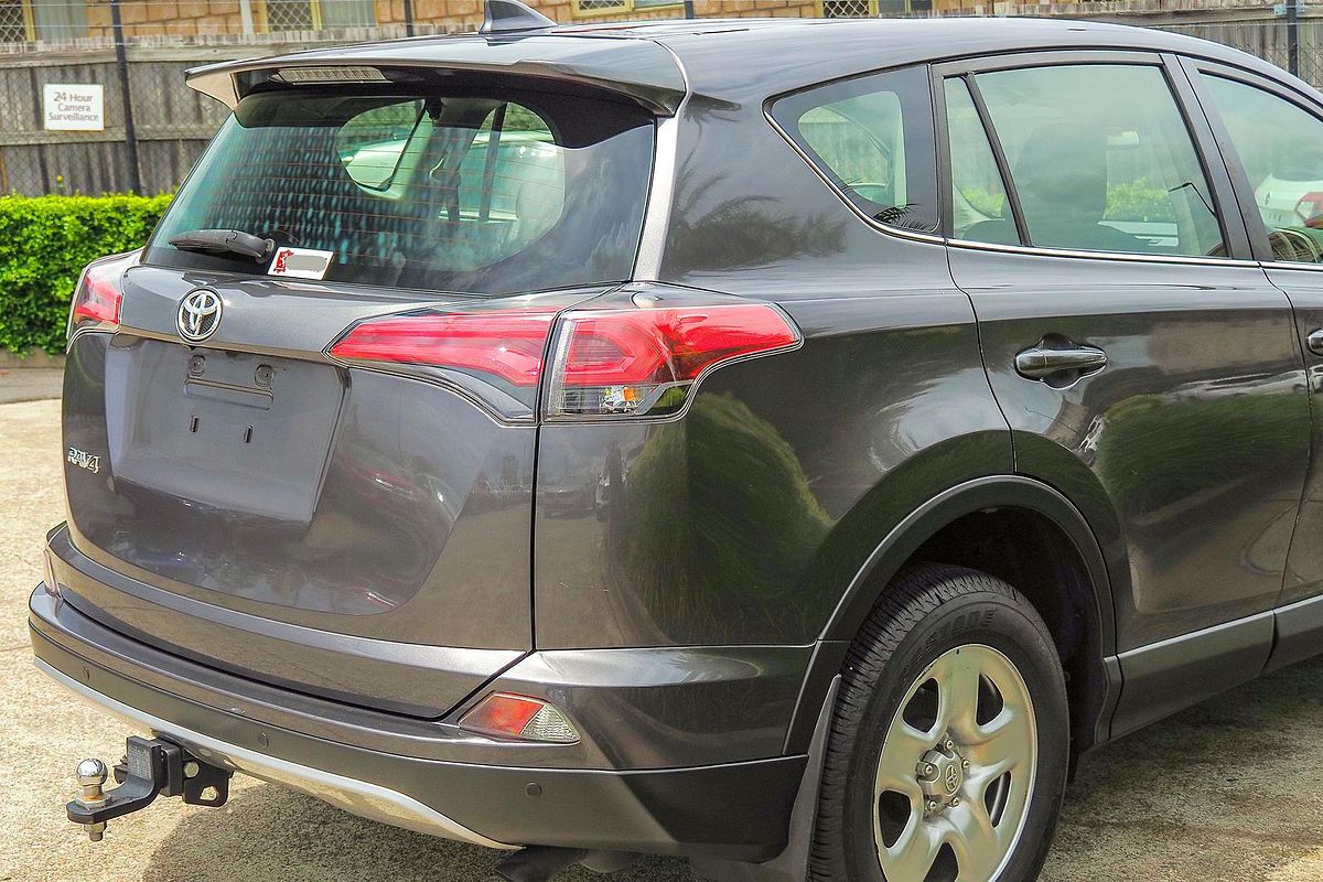 2018 Toyota RAV4 GX ZSA42R