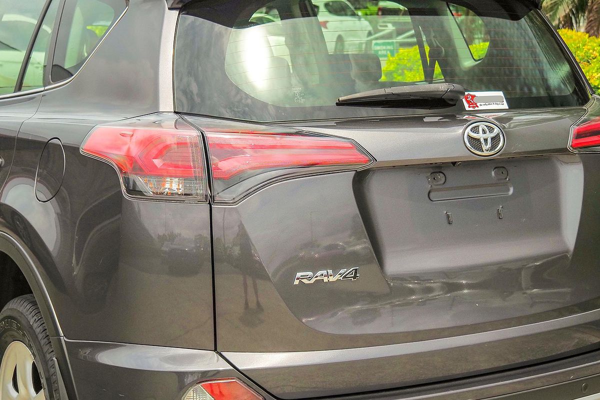 2018 Toyota RAV4 GX ZSA42R