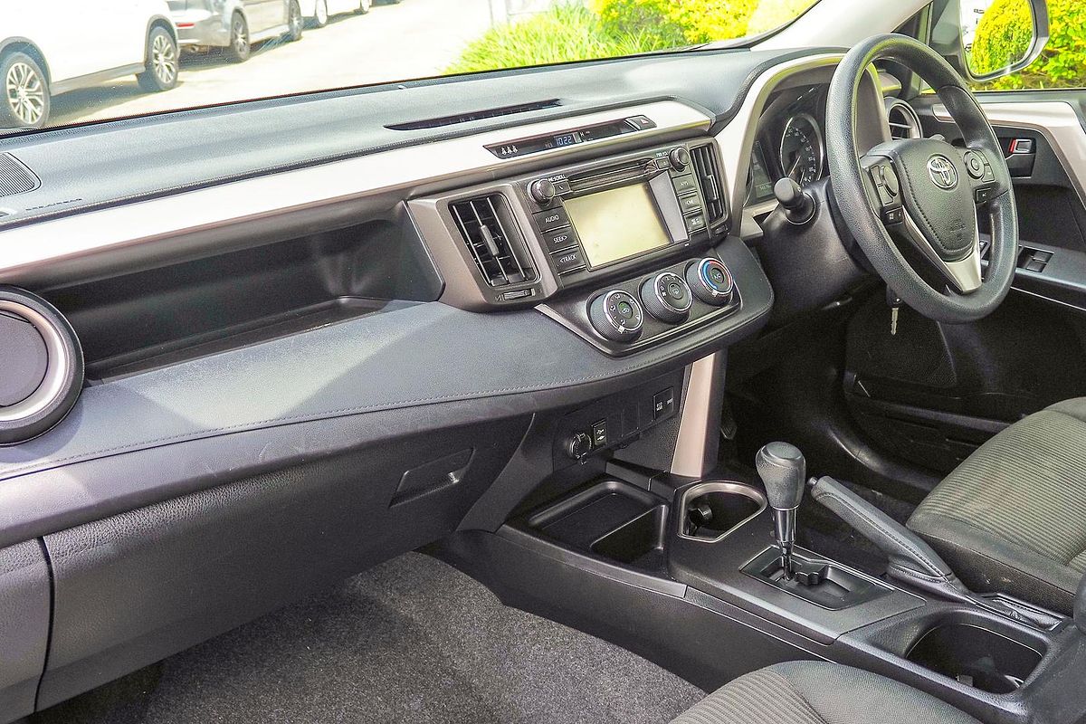 2018 Toyota RAV4 GX ZSA42R
