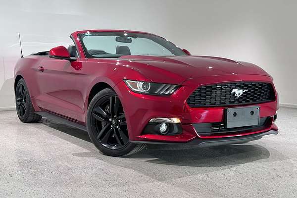 2016 Ford Mustang  FM