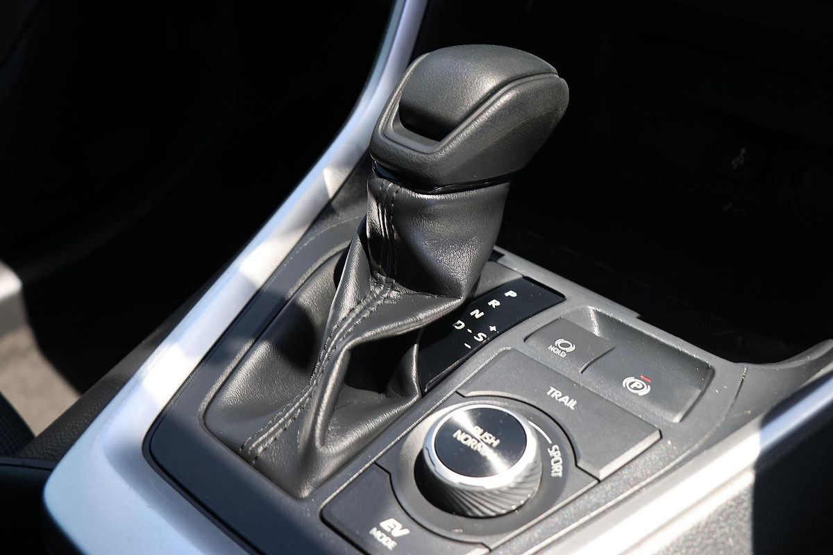 2019 Toyota RAV4 GX AXAH54R