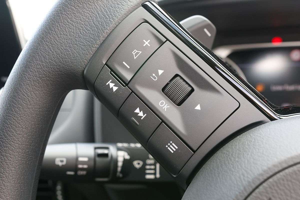 2024 Nissan X-TRAIL ST T33