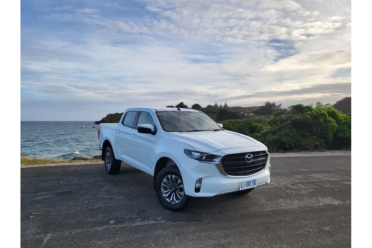 Mazda BT-50 F 6AUTO 3.0L DUAL CAB PICKUP XT 4X4 - DEMO PRICE DROPPED !!!