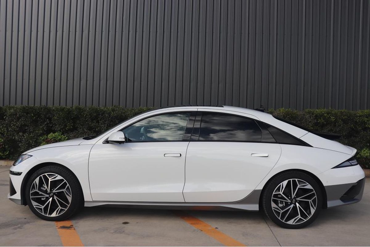 2023 Hyundai IONIQ 6 TECHNIQ CE.V1