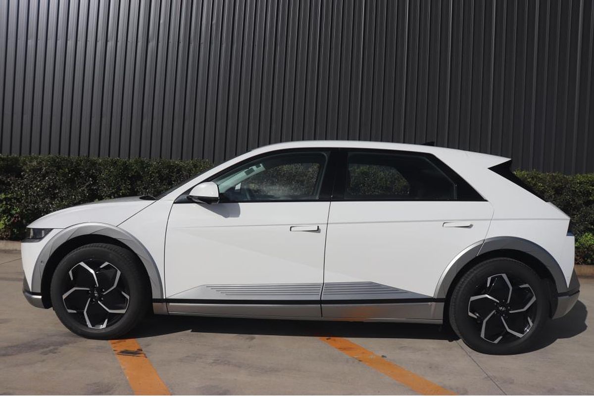 2023 Hyundai IONIQ 5 Essential NE.V4