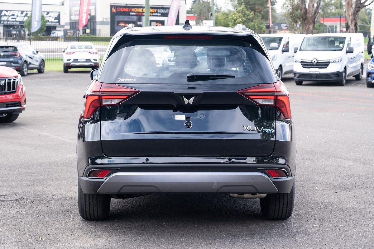 2024 Mahindra XUV700 AX7L Black Edition