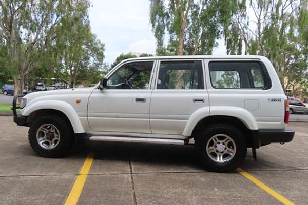 1996 Toyota Landcruiser Standard HZJ80R