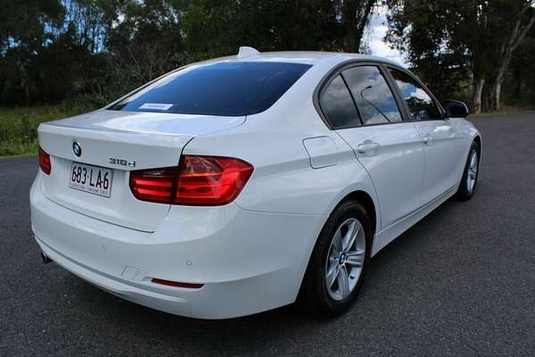 2012 BMW 318d F30