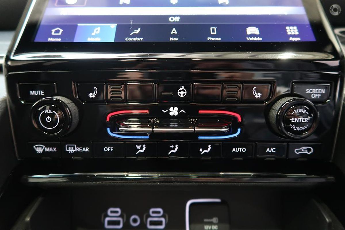2023 Jeep Grand Cherokee Night Eagle WL