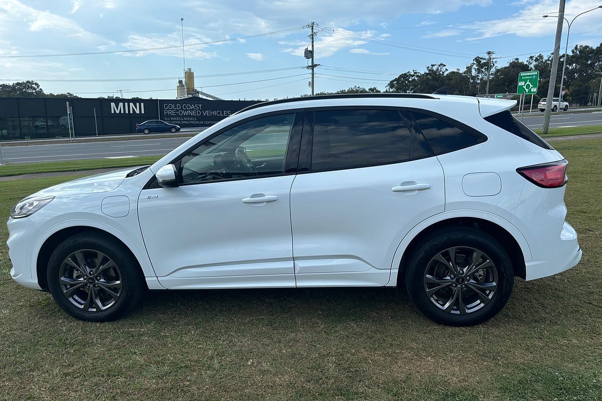 2023 Ford Escape ST-Line ZH