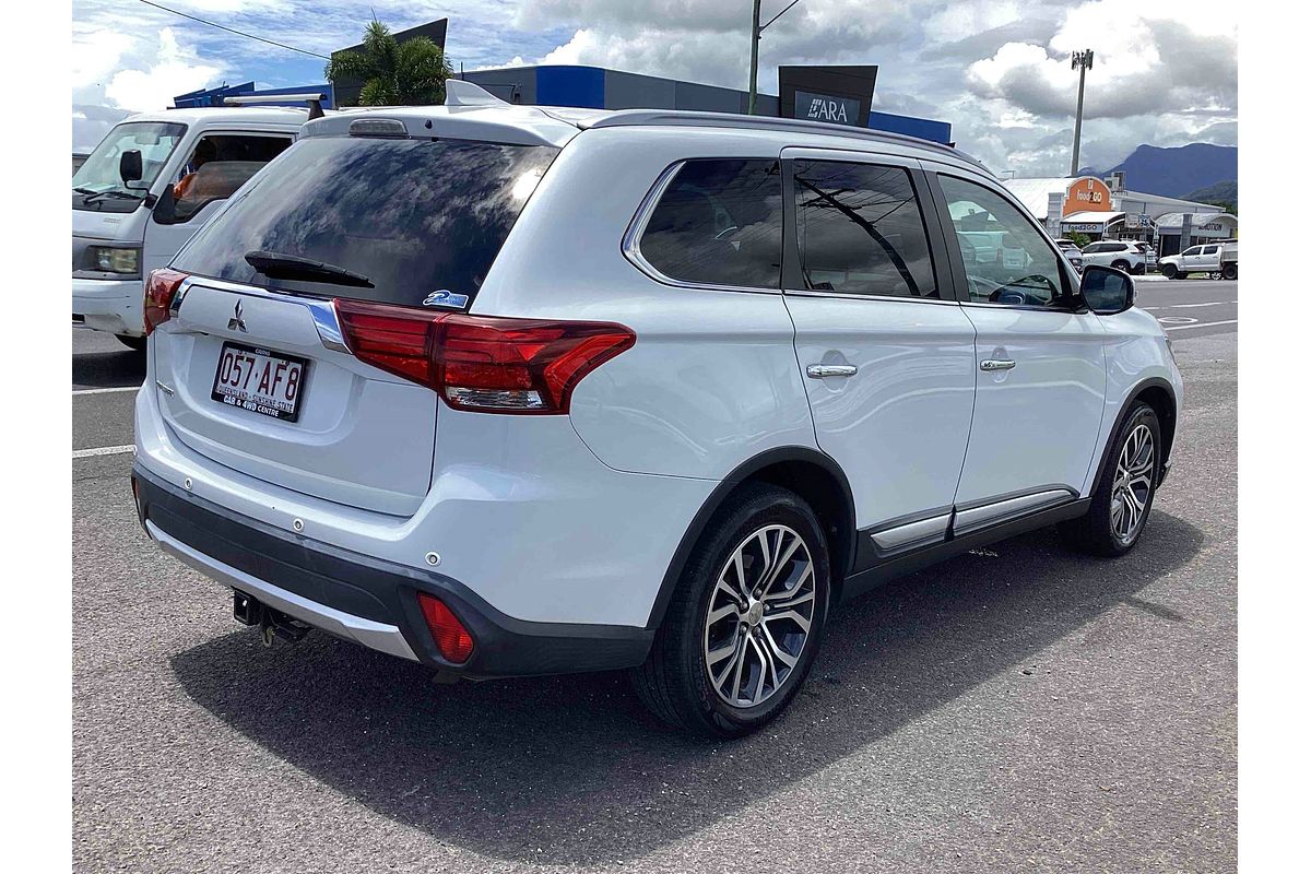 2017 Mitsubishi Outlander Exceed ZK