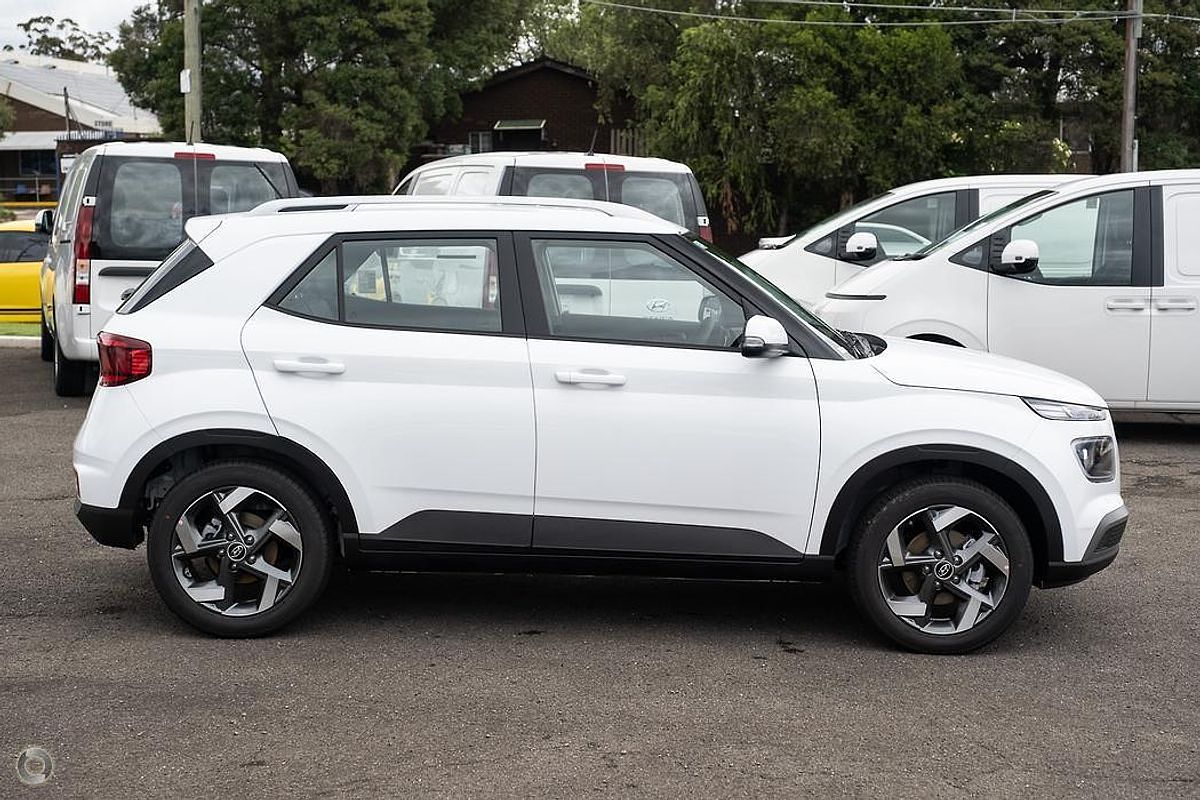2024 Hyundai Venue Active QX.V5