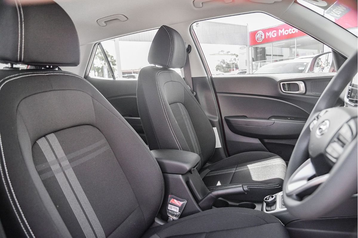 2024 Hyundai Venue Active QX.V5