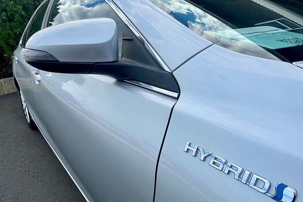 2016 Toyota Camry Atara SL AVV50R