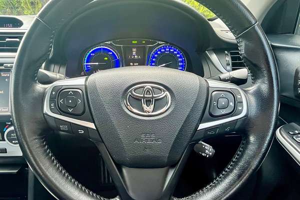 2016 Toyota Camry Atara SL AVV50R