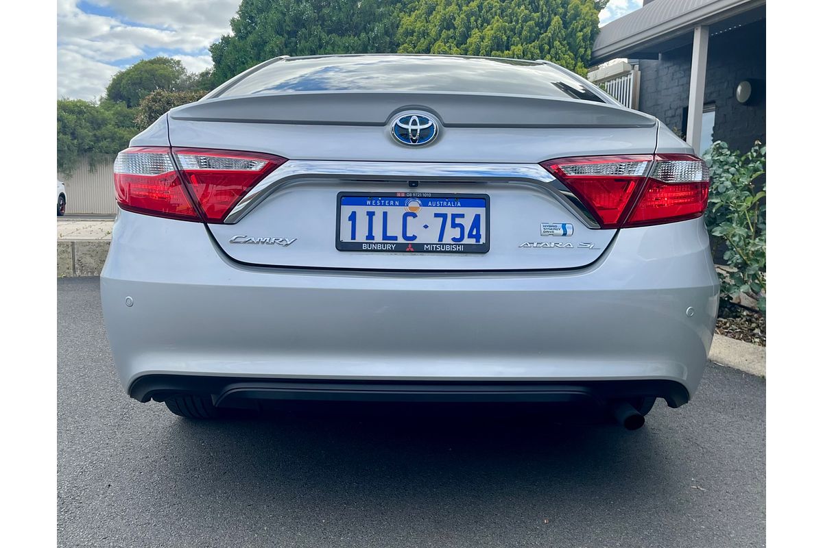 2016 Toyota Camry Atara SL AVV50R