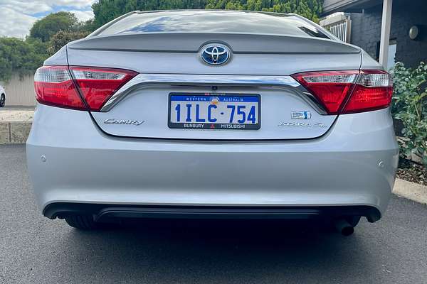 2016 Toyota Camry Atara SL AVV50R