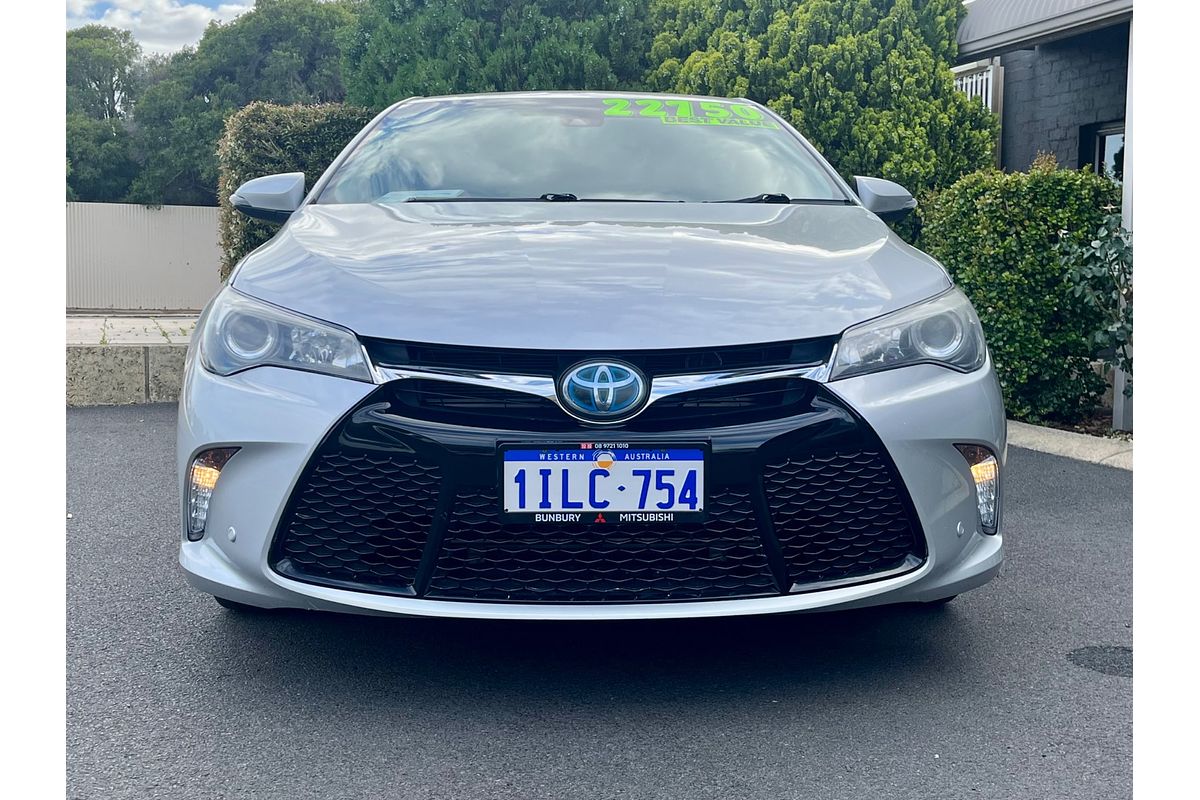 2016 Toyota Camry Atara SL AVV50R