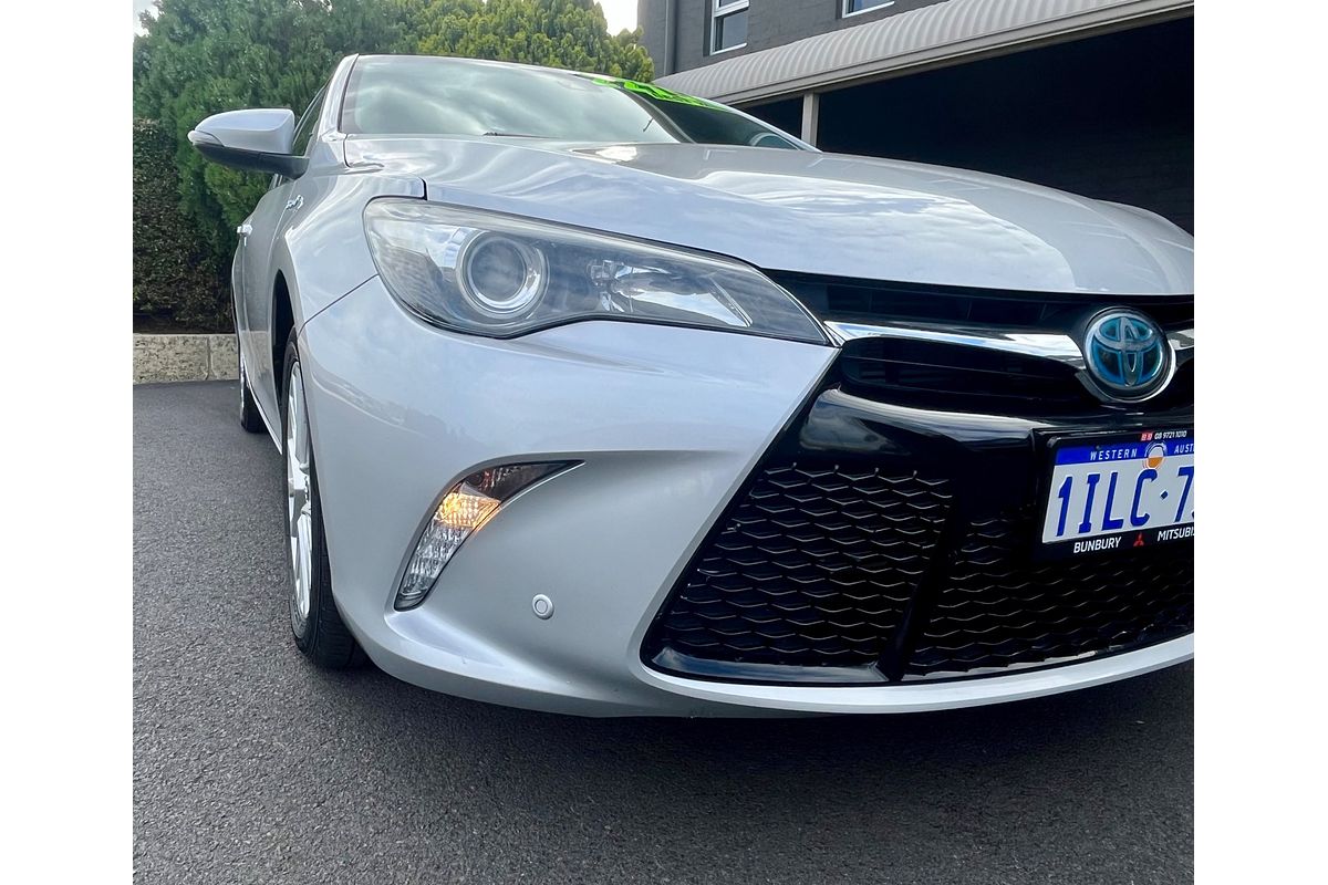 2016 Toyota Camry Atara SL AVV50R