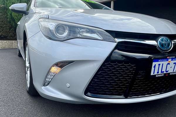 2016 Toyota Camry Atara SL AVV50R
