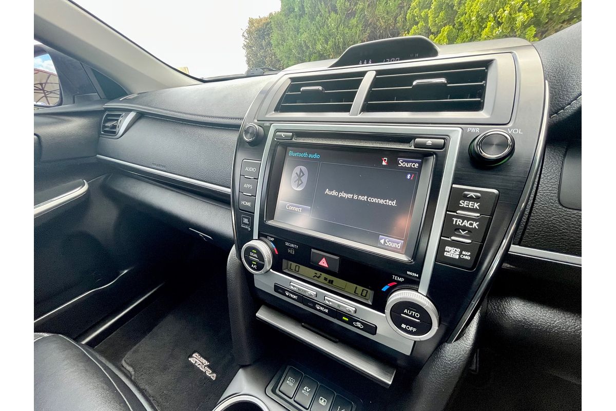 2016 Toyota Camry Atara SL AVV50R