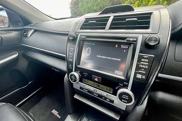 2016 Toyota Camry Atara SL AVV50R