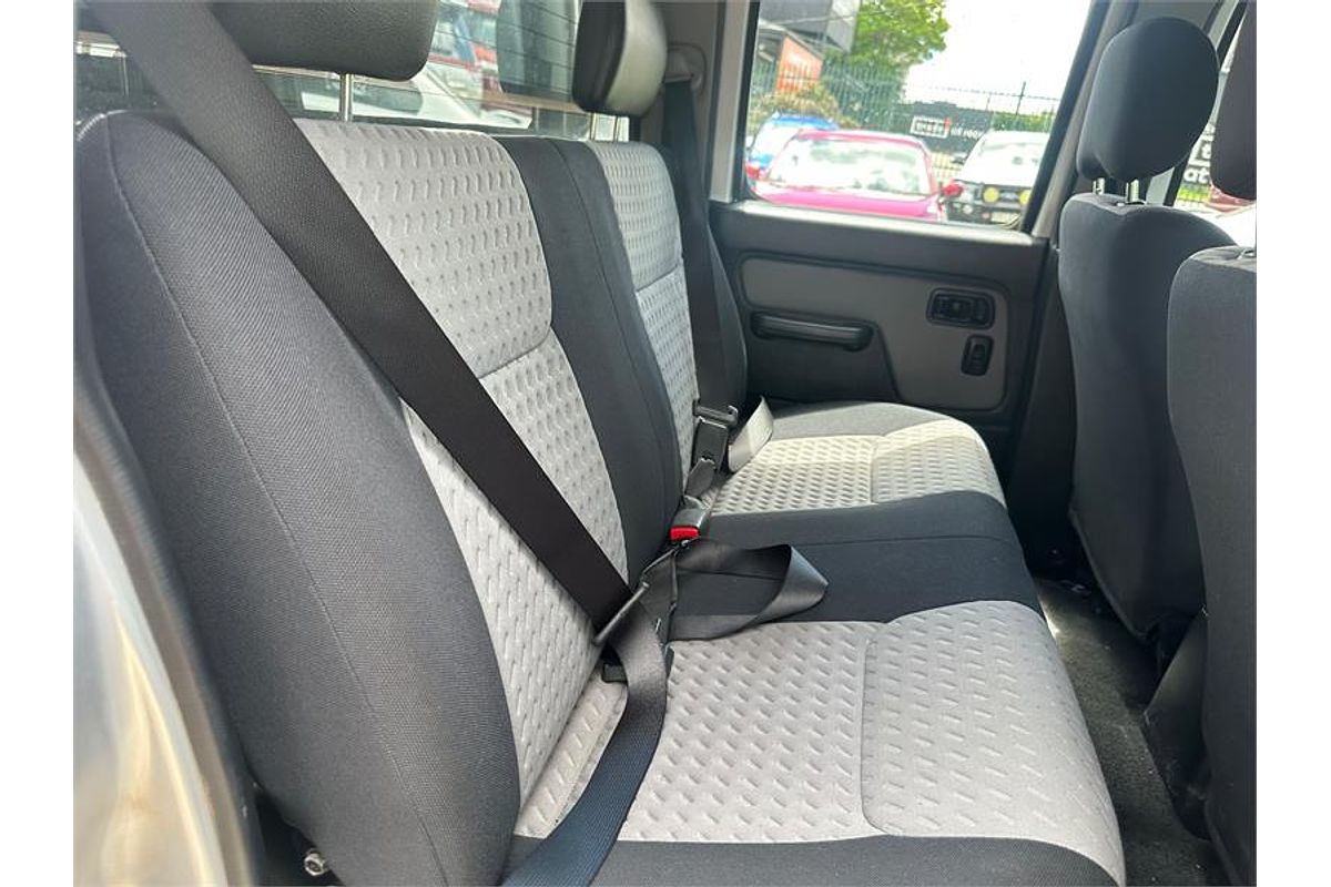 2012 Nissan NAVARA ST-R SPECIAL EDITION (4x4) D22 SERIES 5