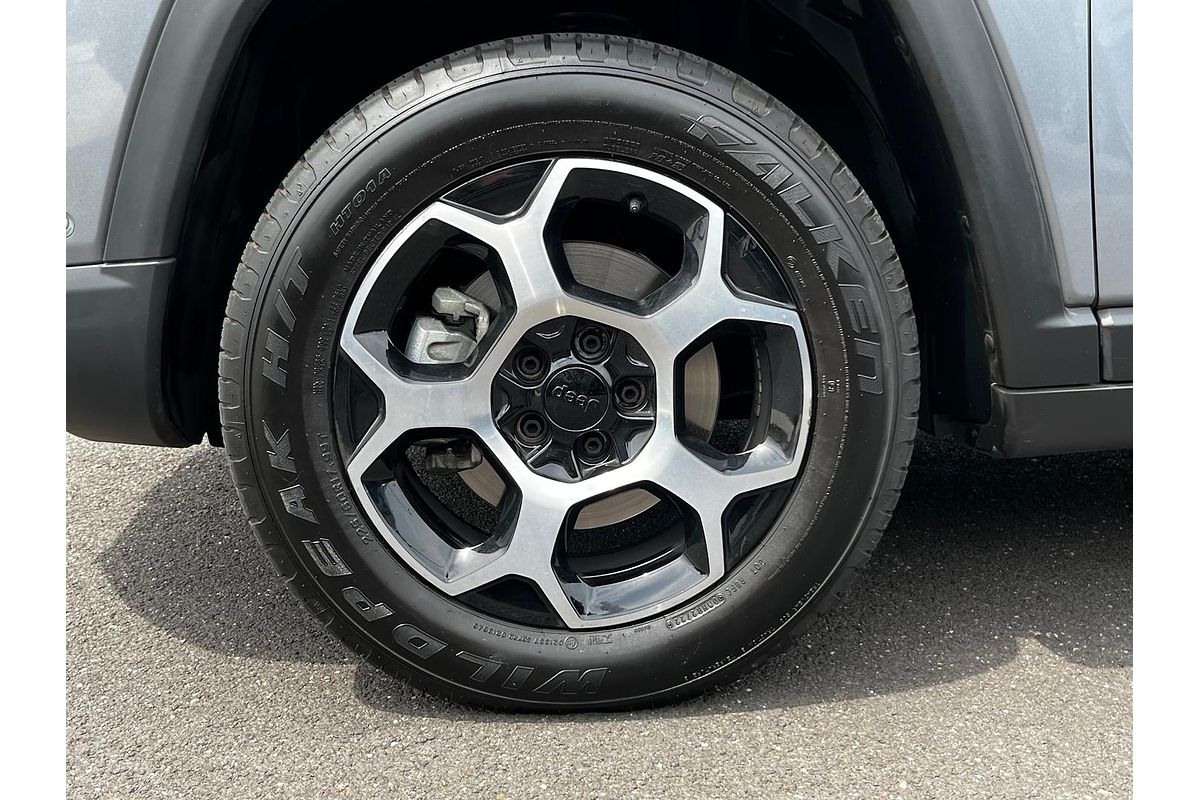 2023 Jeep Compass Trailhawk M6
