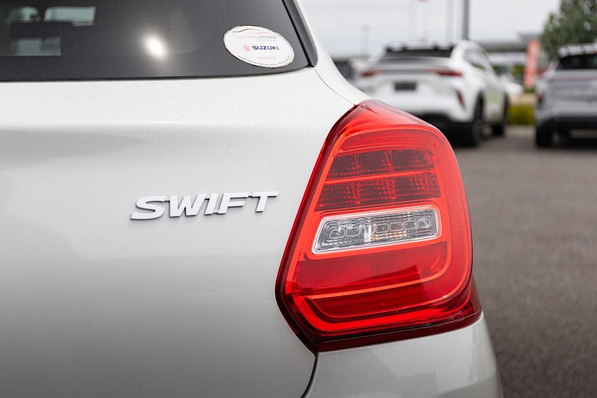 2019 Suzuki Swift GL Navigator AZ