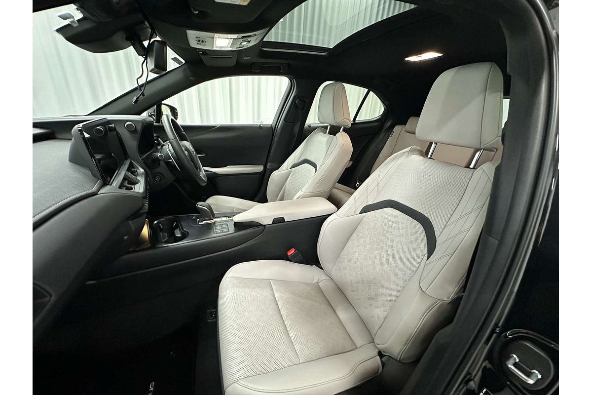 2023 Lexus UX UX300e Sports Luxury KMA10R