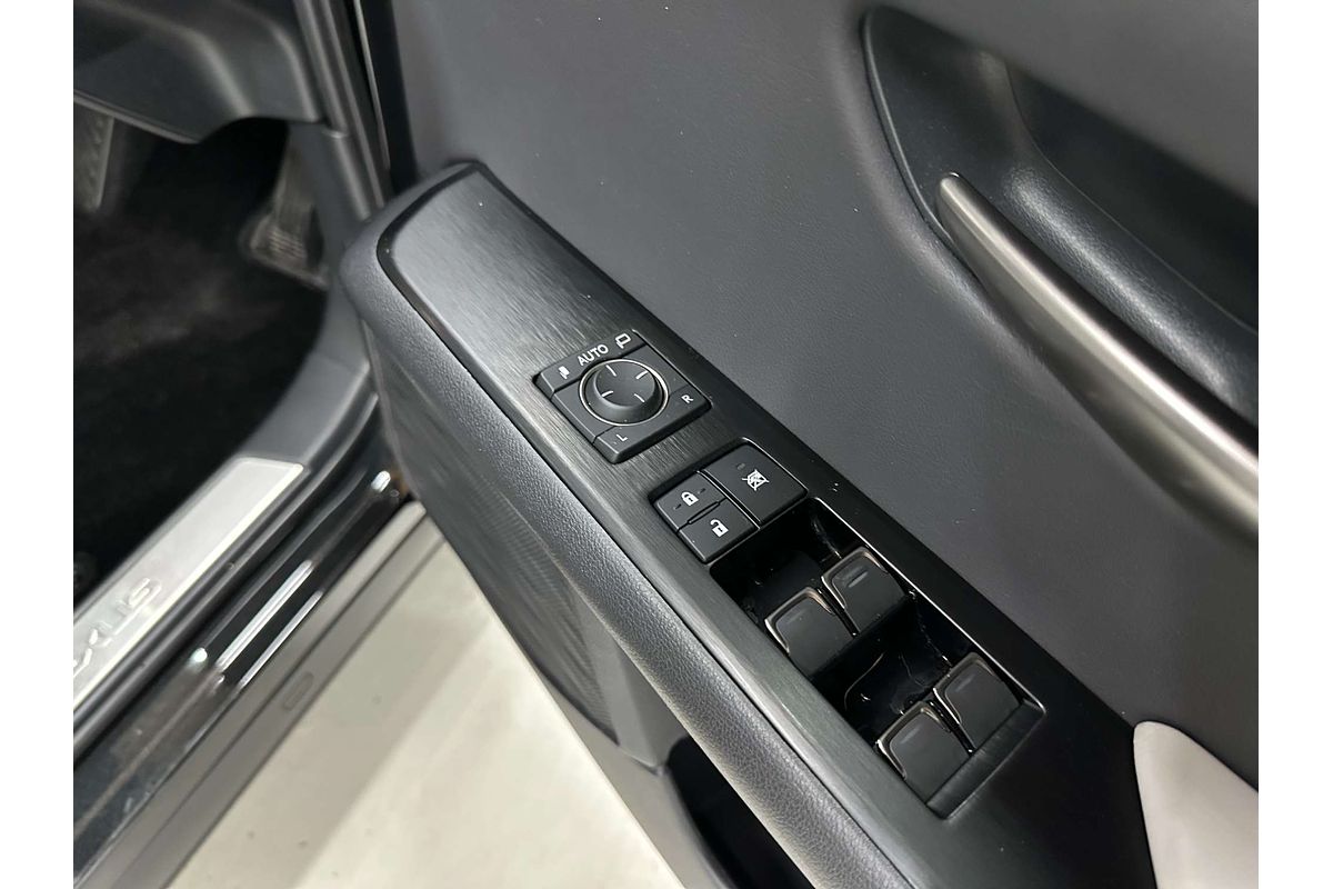 2023 Lexus UX UX300e Sports Luxury KMA10R